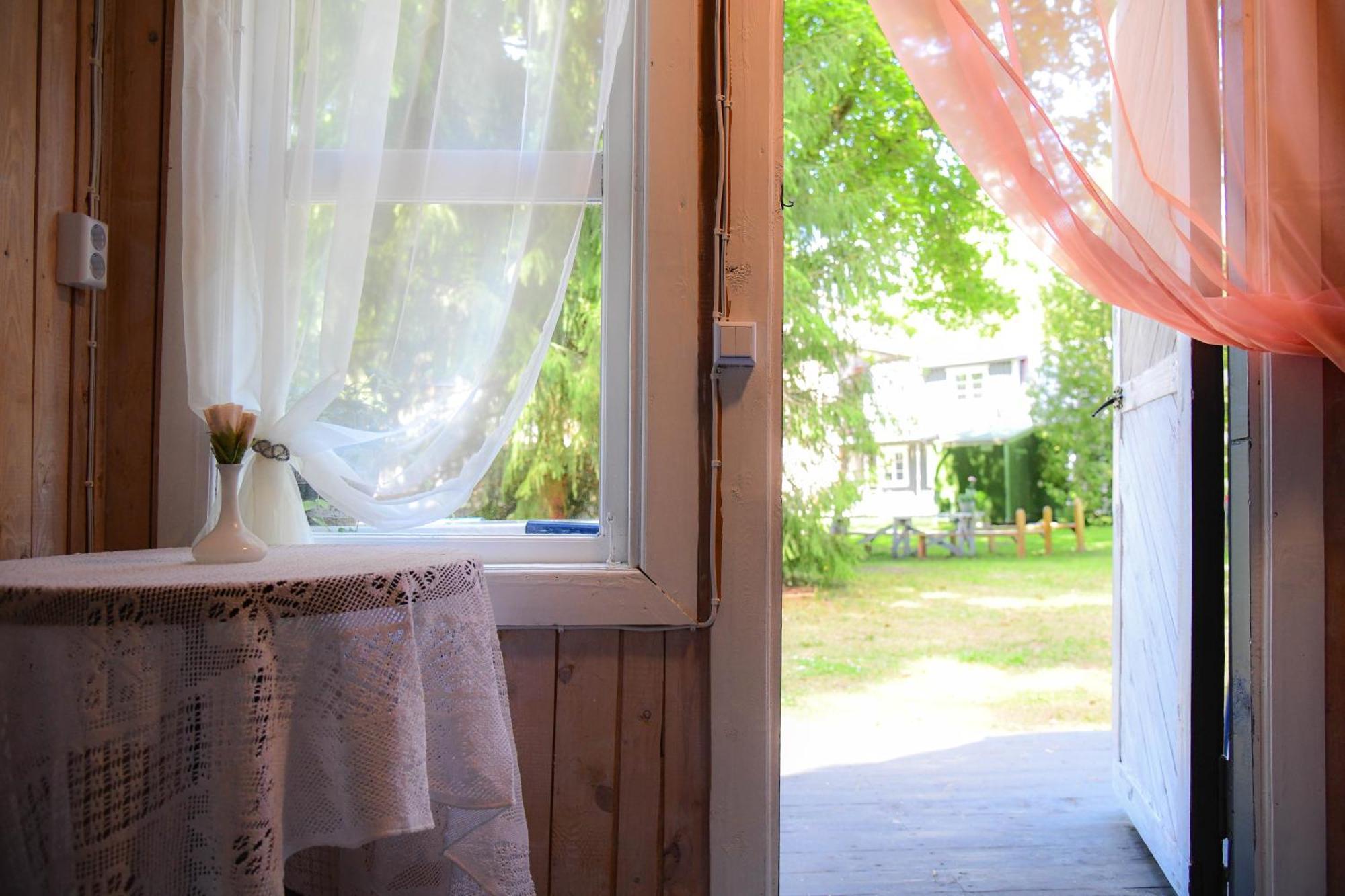Uki Puhkekuela Otel Pärnu Dış mekan fotoğraf